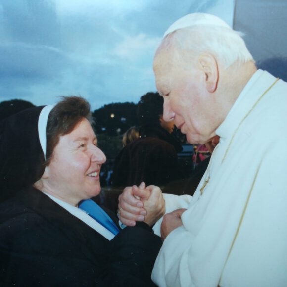 sr Una vita, raccontando la tenerezza di Dio